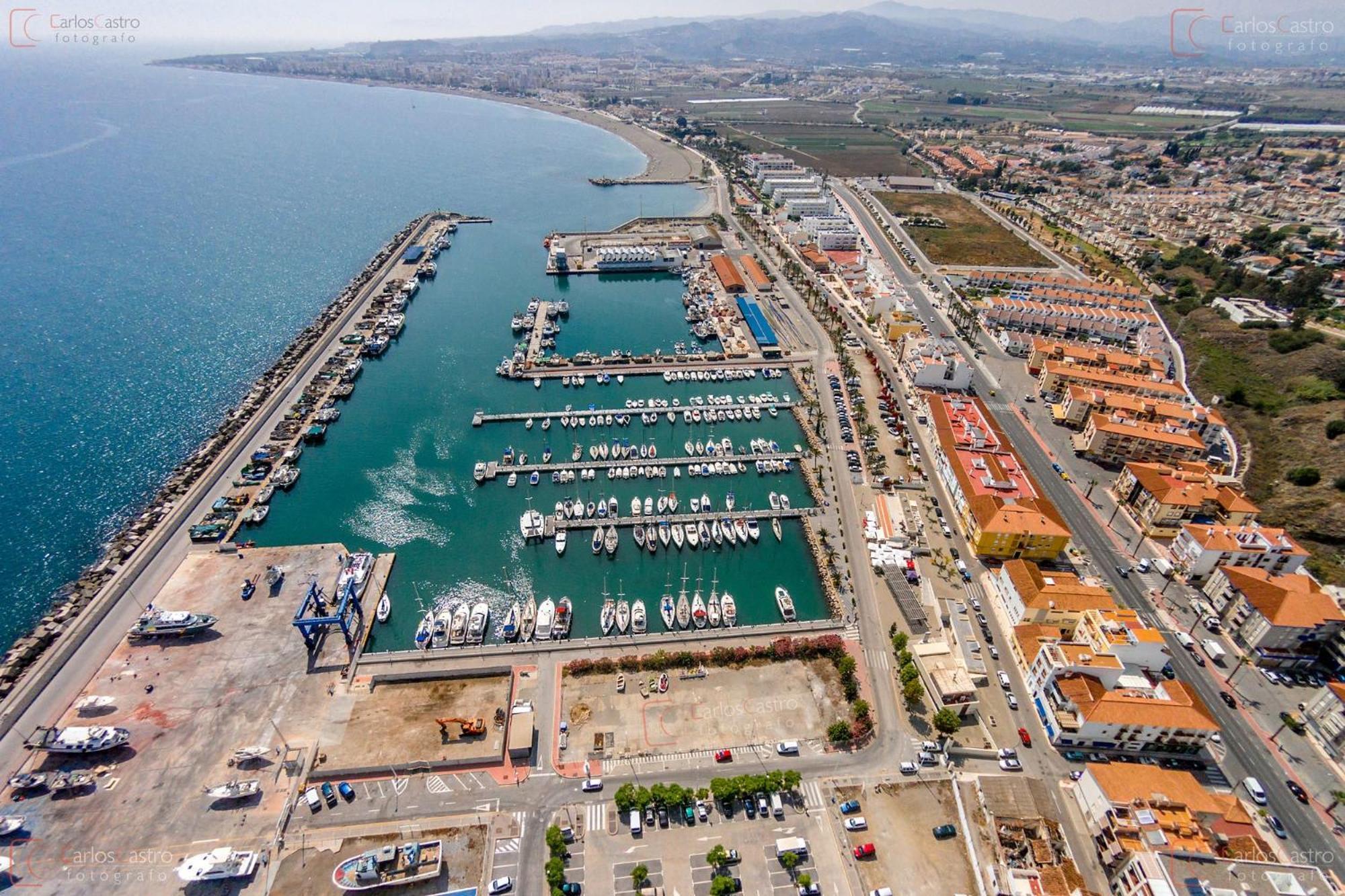 Puerto Caleta Dream - Alojamientos La Torre Caleta De Velez Bagian luar foto
